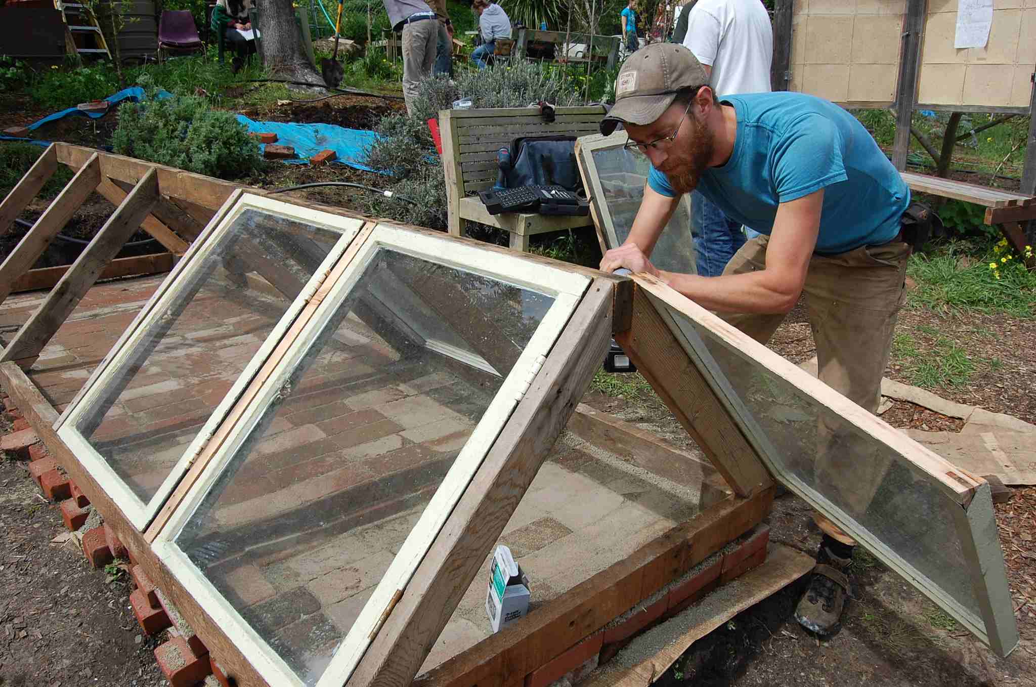 How To Build A Cold Frame To Garden In Winter